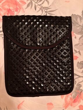 Black Quilted Patent Tablet Sleeve